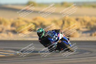 media/Nov-17-2024-CVMA (Sun) [[1fec520723]]/Race 18-Supersport Middleweight/